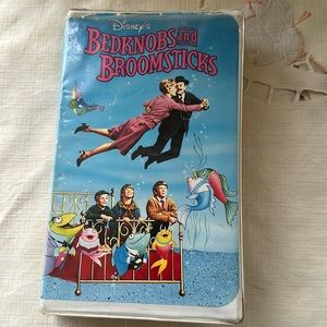 3 CD Don't Drop the reins/the Greatest Hits/1 VHS-1 DVD movies